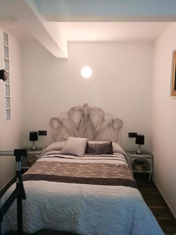 One Bedroom Appartement With Enclosed Garden And Wifi At Lourenza Exterior photo